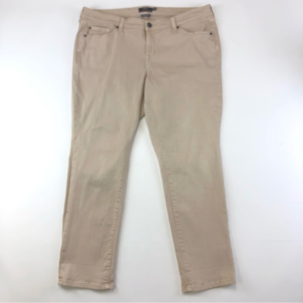 Torrid Boyfriend cream jeans cotton stretch denim Size 16R